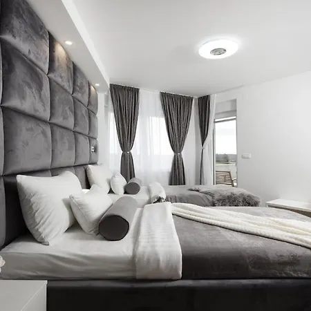 Luxury Astria Villa