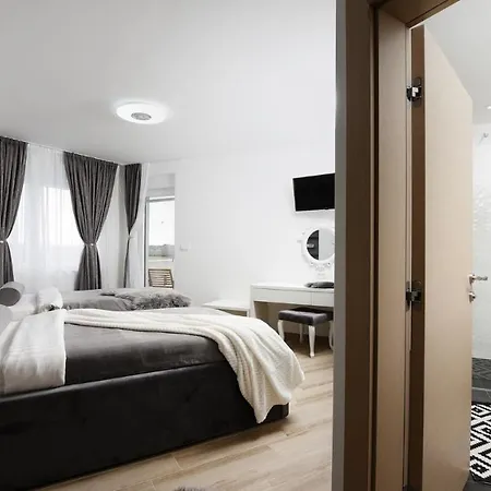 Luxury Astria Villa